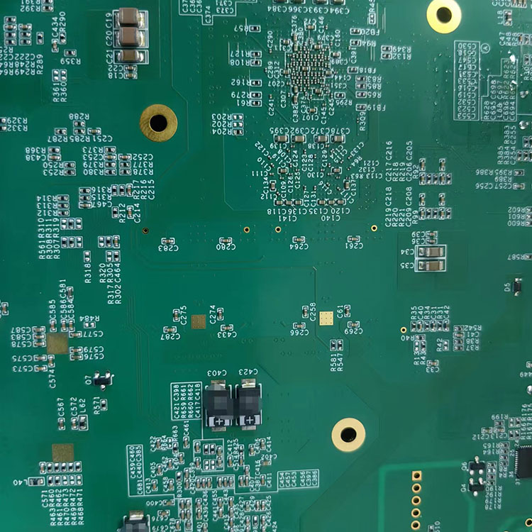 Is grote formaat PCB -technologie een revolutie in de productie van elektronica?
